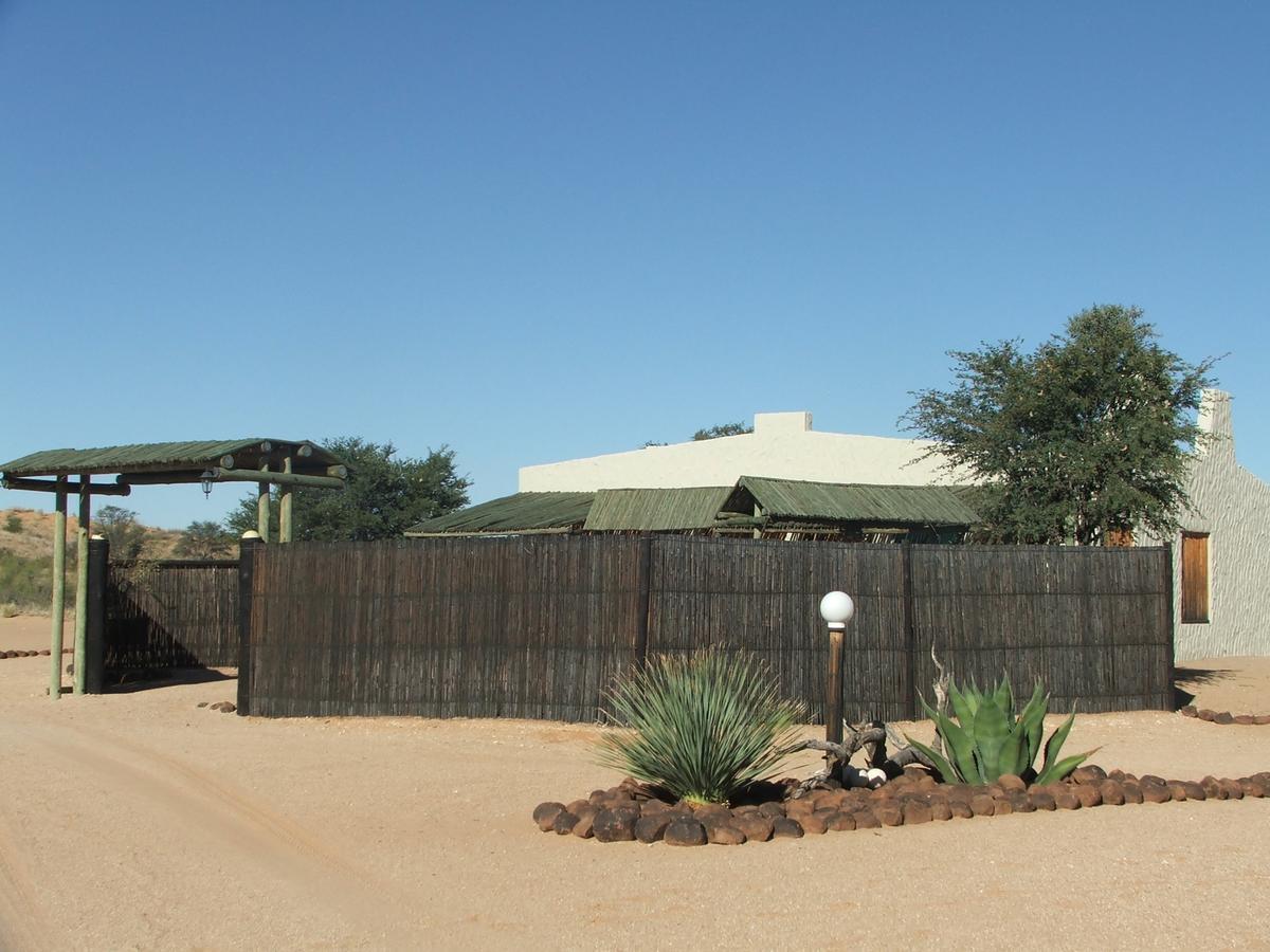 Loch Maree Guest Farm & Field Camp Villa Askham ภายนอก รูปภาพ